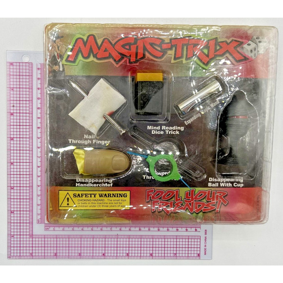 Vintage Vending Display Board Magic Trix 0138 - Picture 1 of 2